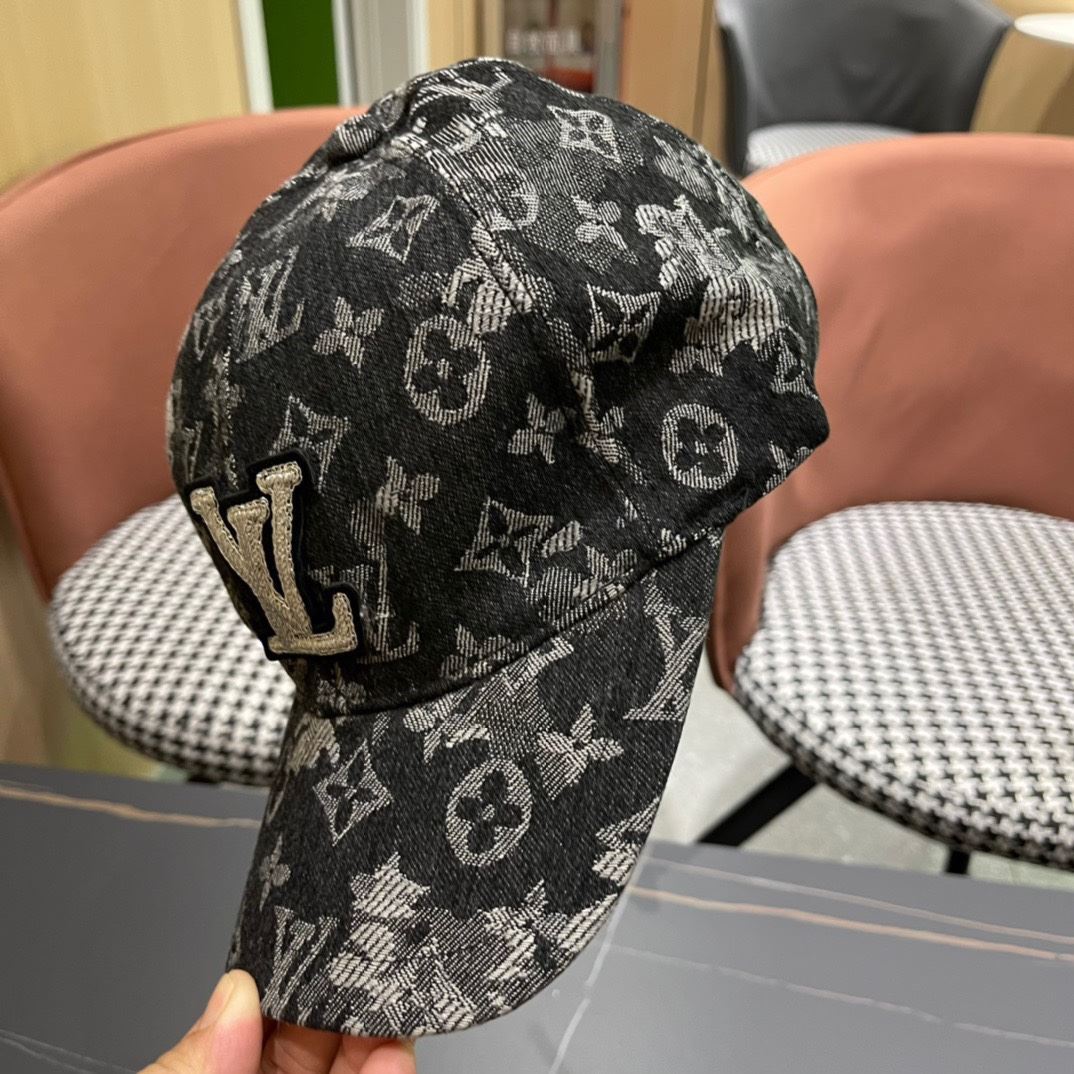 Louis Vuitton Caps